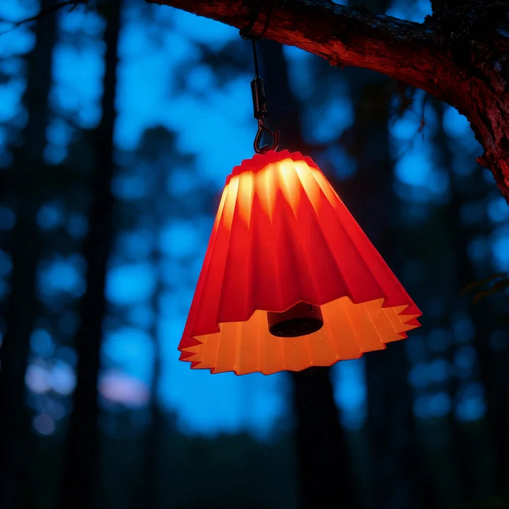 Flexible Lampenabdeckung aus Silikon für eine Campinglaterne