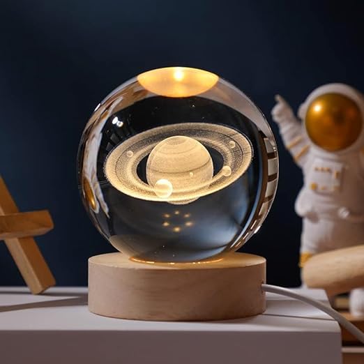 Leuchtende Kristallkugel mit 3D-Universum für Schlafzimmer und Wohnzimmer
