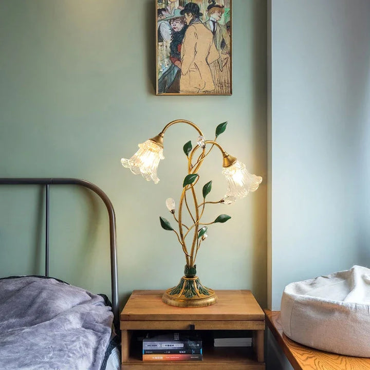 Französische Vintage-Tischlampe mit Blumen-Design aus Glas und Kristall