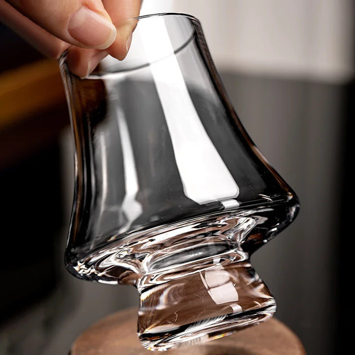 Whiskeygläser-Set als stilvolle Tischdekoration