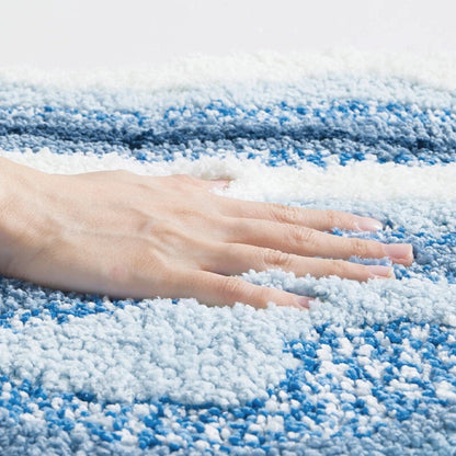 Badezimmermatte Küstenmotiv – Rutschfeste Mikrofaser Matte mit Fußabdruck-Design