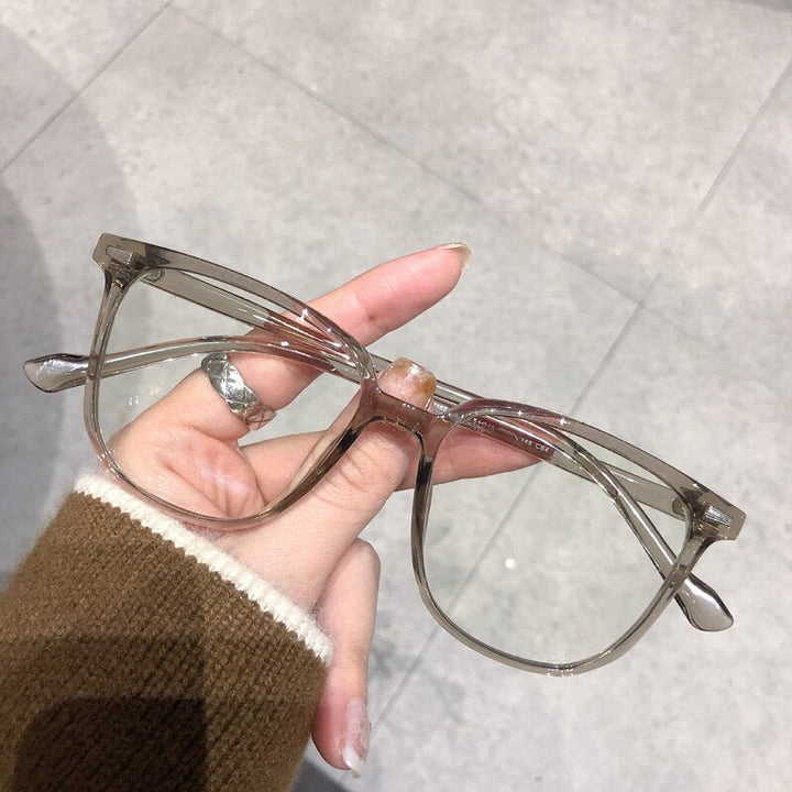 Leichte Dioptrienbrille mit Blaulichtfilter – stilvoll & augenschonend