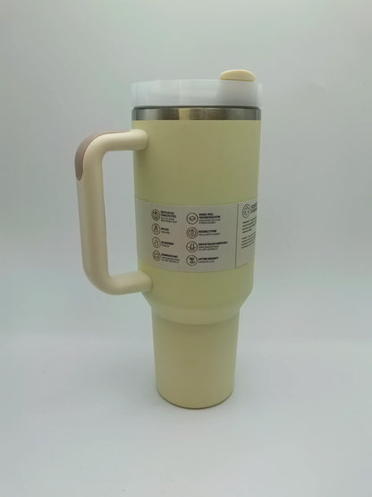 Isolierter Edelstahl-Trinkbecher mit Henkel & Deckel