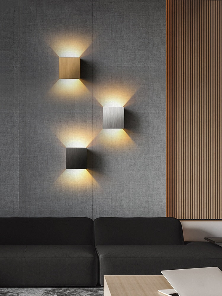Elegante minimalistische LED-Wandleuchte für stilvolle Raumbeleuchtung