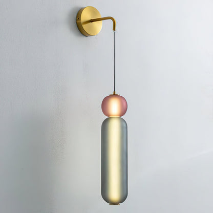 Wandlampe mit Goldfinish und Ornamenten