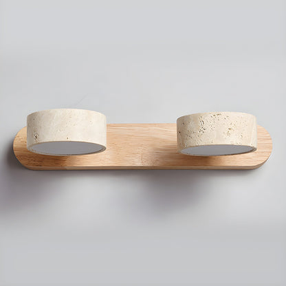 Moderne Wandlampe mit Travertin und Holz im minimalistischen Duo-Design