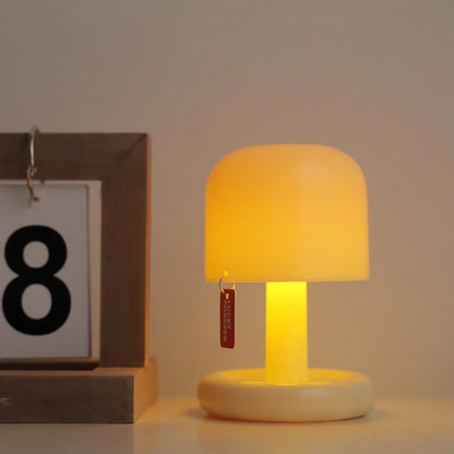 Mini Sunset Lampe mit warmem Licht – USB Wiederaufladbar & Romantisches Ambiente