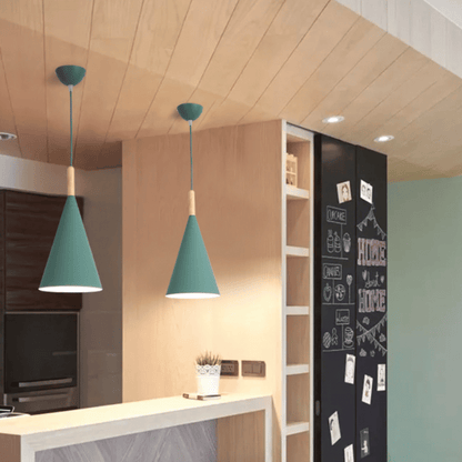Bar LED-Hängeleuchte – Konische Metall-Pendelleuchte mit Holzstange