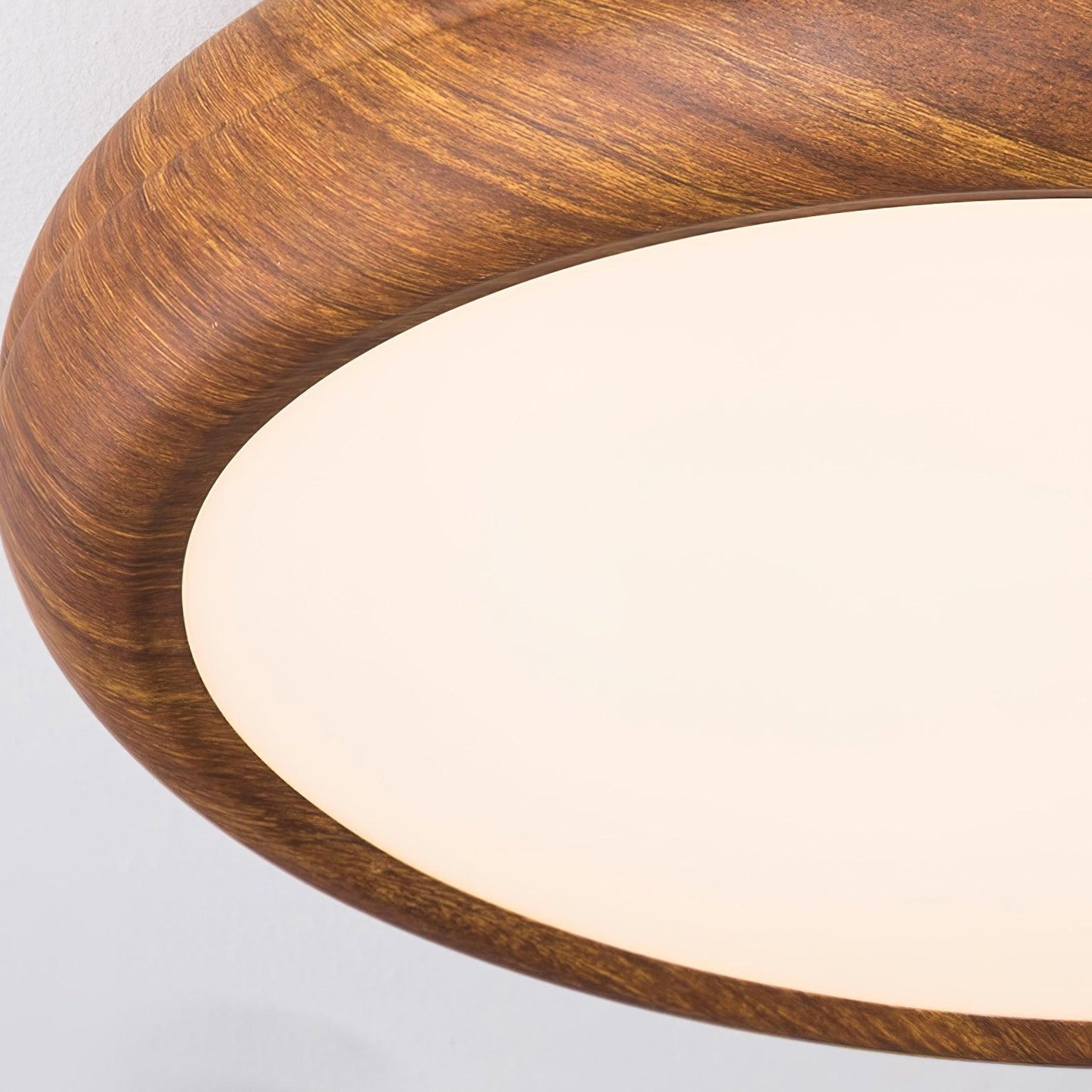 Runde Deckenleuchte mit Holzoptik und Acryl