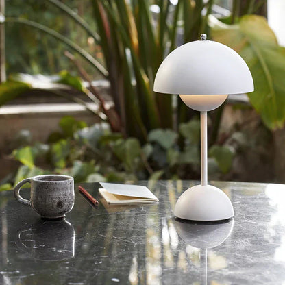 Kabellose LED-Tischlampe – Stilvolle Beleuchtung für ein gemütliches Zuhause