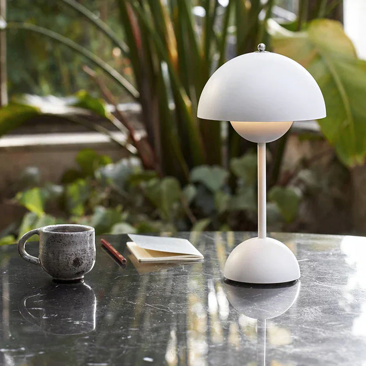 Kabellose LED-Tischlampe – Stilvolle Beleuchtung für ein gemütliches Zuhause