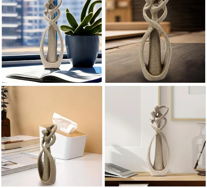 Dekorative Statue in einem minimalistischen Innenraum mit neutraler Einrichtung