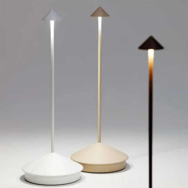 Moderne LED-Tischlampe – Kabellos, Wiederaufladbar & Wasserfest für Innen & Außen