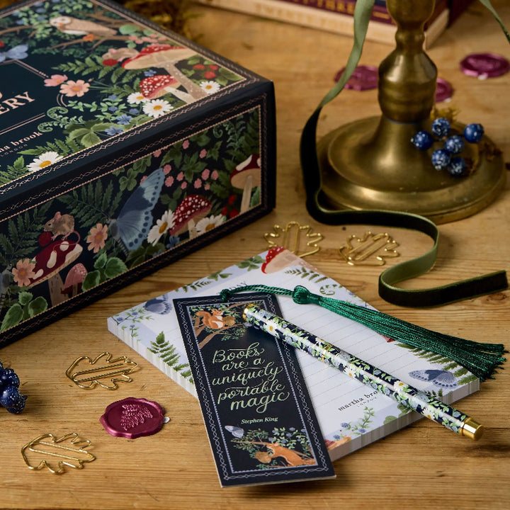 Adventskalender mit 24 kreativen Schreibwaren