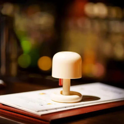 Mini Sunset Lampe mit warmem Licht – USB Wiederaufladbar & Romantisches Ambiente