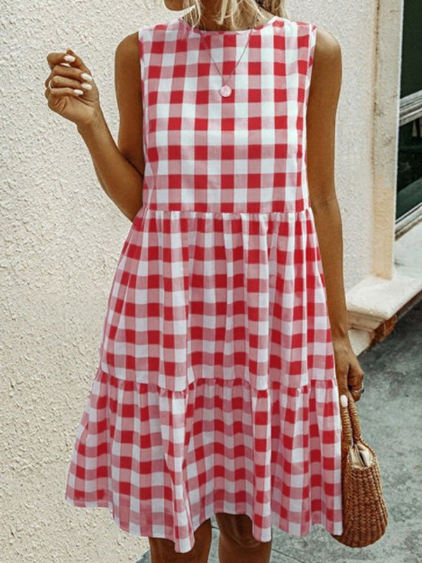 Sleeveless Plaid Pleated Mini Dress with Hollow Split Design