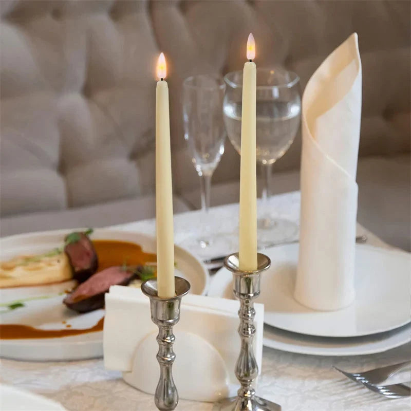 LED-Spitzkerzen mit Fernbedienung als romantische Tischbeleuchtung