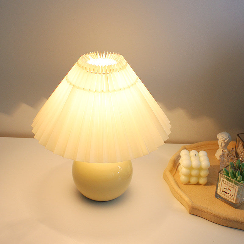 Ceramic Pleated Bedside Table Lamp