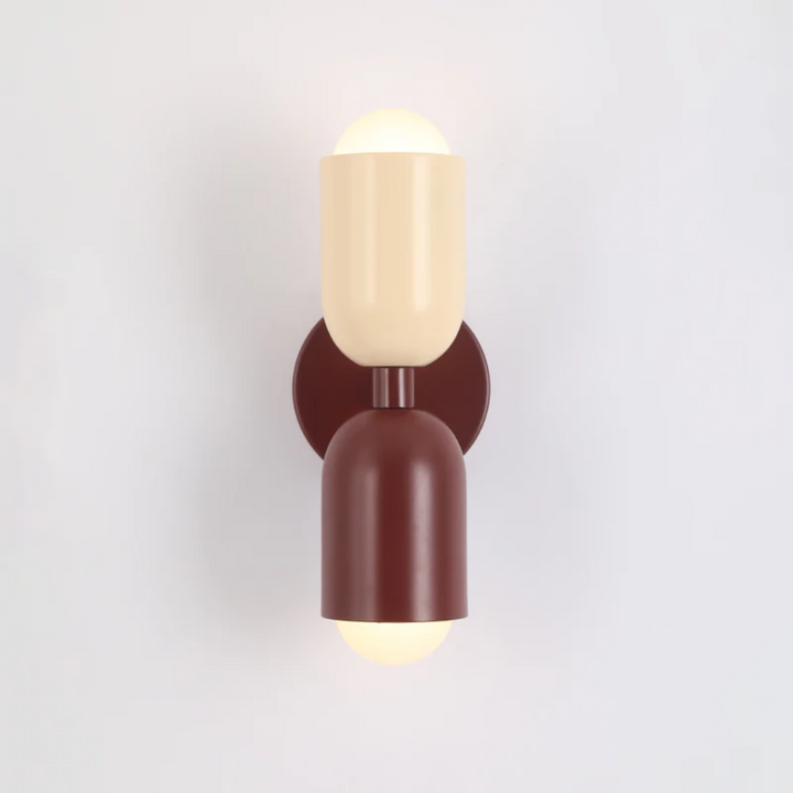 Schlanke LED-Wandlampe für stimmungsvolle Innenbeleuchtung