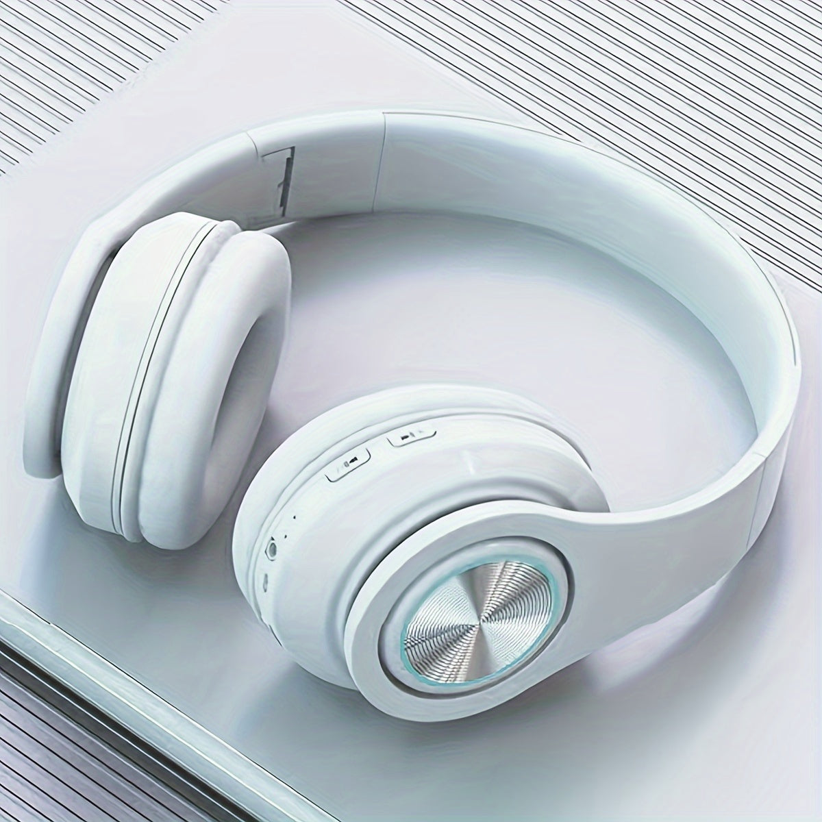 Kopfbügel-Kopfhörer mit Mikrofon, Kartensteckplatz und kabellosem Bluetooth-Modus
