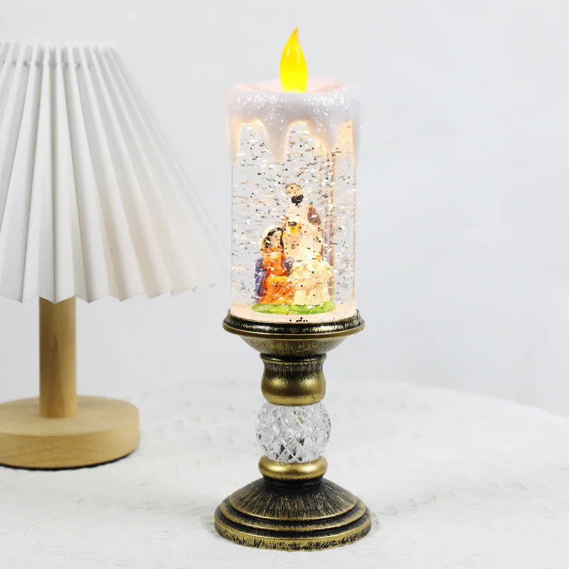 Winterliche LED Kerzen mit Schneeoptik und Flammenloser Beleuchtung