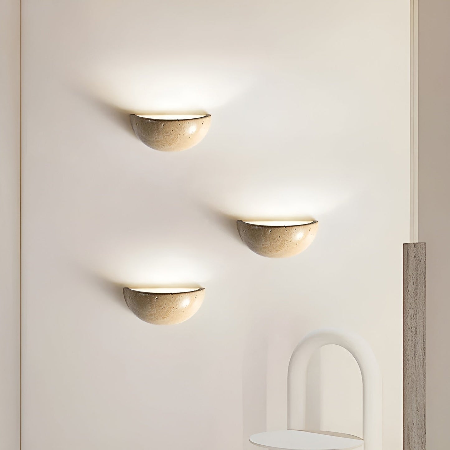 Wandleuchte – Halbkreisförmige LED Wandlampe im Zen Stil