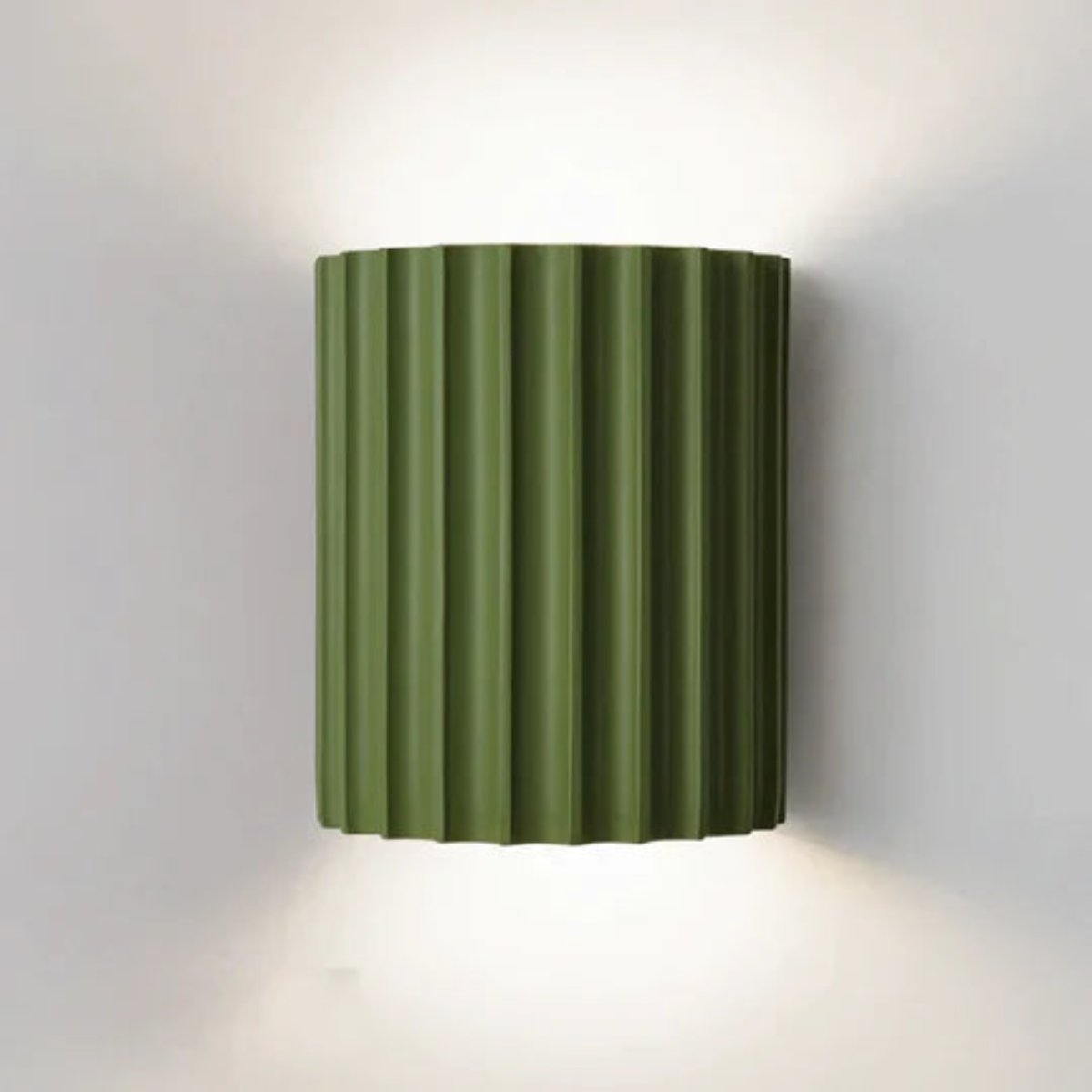 Moderne LED-Wandleuchte in gerippter Zylinderform für Innenräume