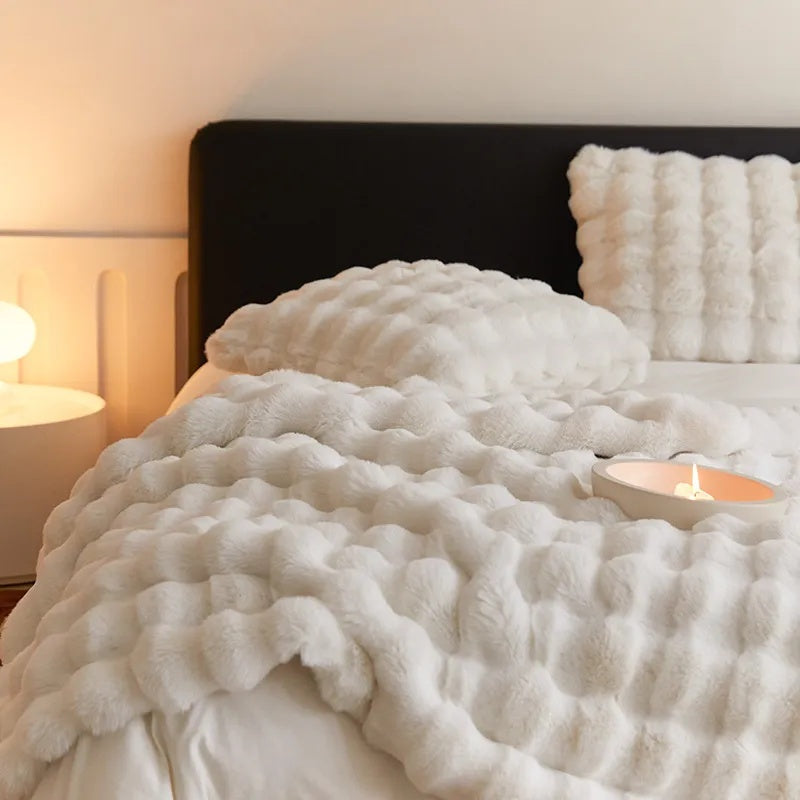 Flauschige Kunstfelldecke – Weicher Plaid Überwurf für alle Jahreszeiten