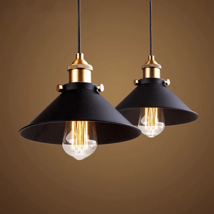 Verstellbare Pendelleuchte im Industrie-Stil