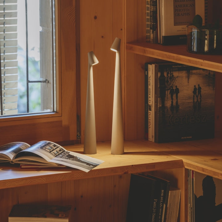 Kabellose LED Tischleuchte Kalem mit Dimmer – Modernes Aluminium Design