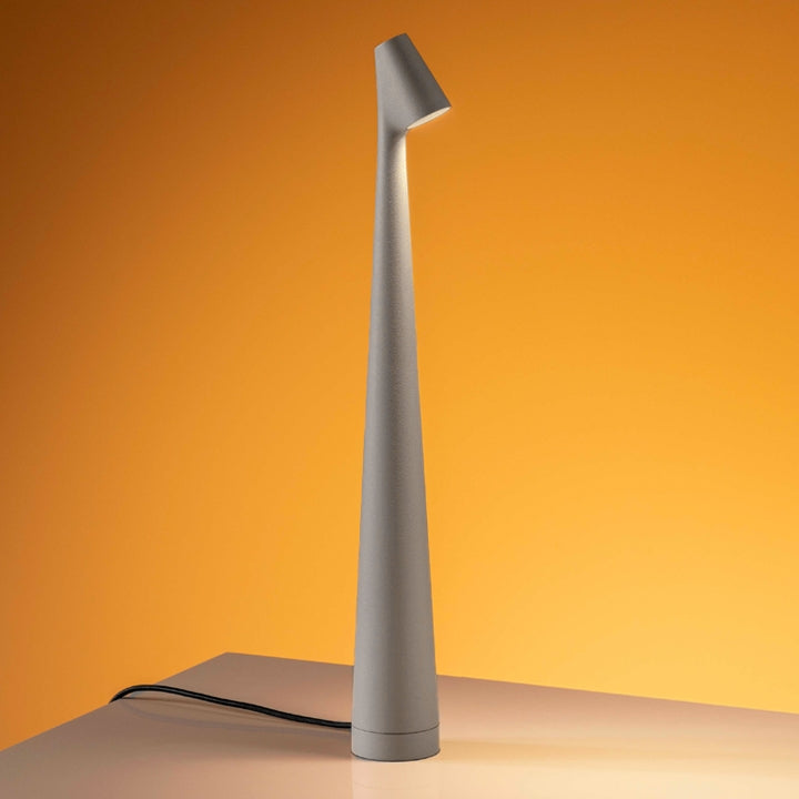 Kabellose LED Tischleuchte Kalem mit Dimmer – Modernes Aluminium Design