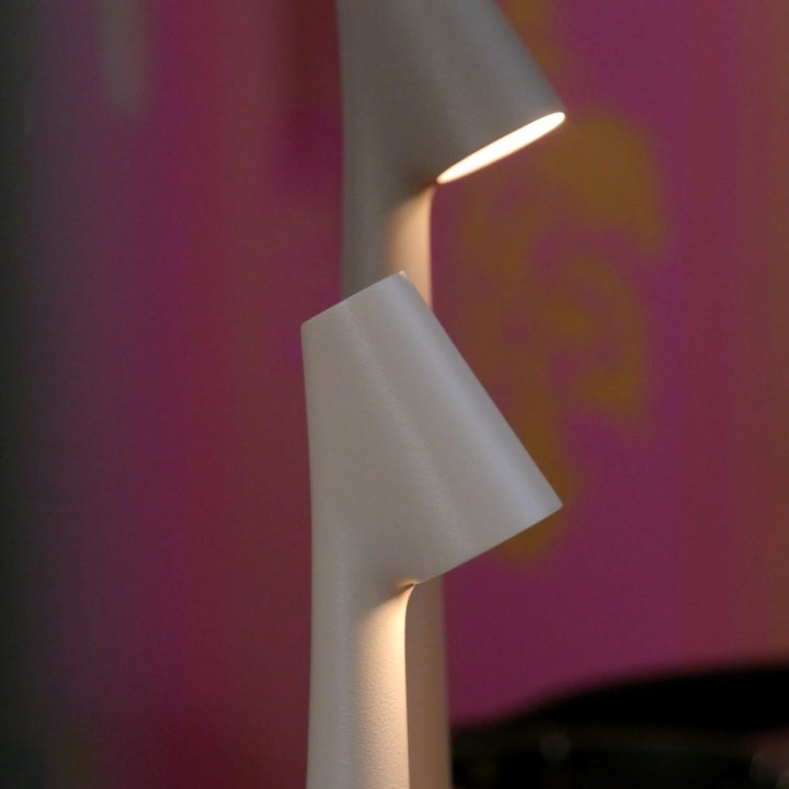 Kabellose LED Tischleuchte Kalem mit Dimmer – Modernes Aluminium Design