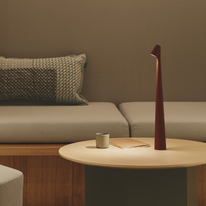 Kabellose LED Tischleuchte Kalem mit Dimmer – Modernes Aluminium Design