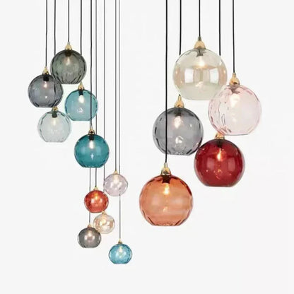 Moderne Glas-Kugel-Hängeleuchte im eleganten Design
