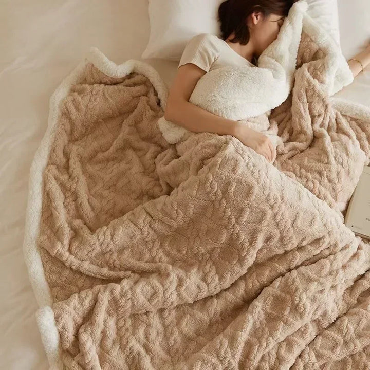 Kuschelige Fleece-Decke – Weich, warm & stilvoll für den Winter