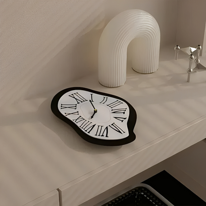 Geräuschlose Wanduhr mit römischen Zahlen – Modernes nordisches Design