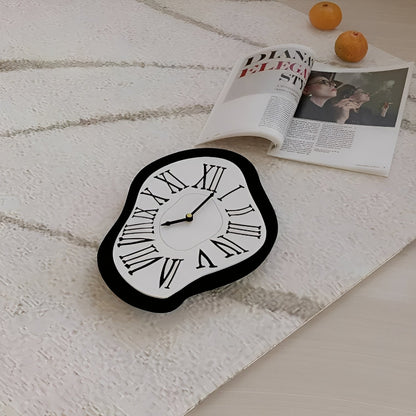 Geräuschlose Wanduhr mit römischen Zahlen – Modernes nordisches Design