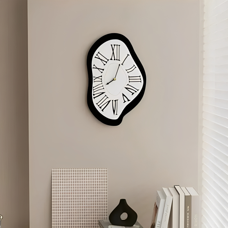 Geräuschlose Wanduhr mit römischen Zahlen – Modernes nordisches Design