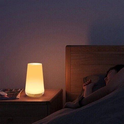 Dimmable Touch-Tischlampe mit Farbwechsel für modernes Wohnen