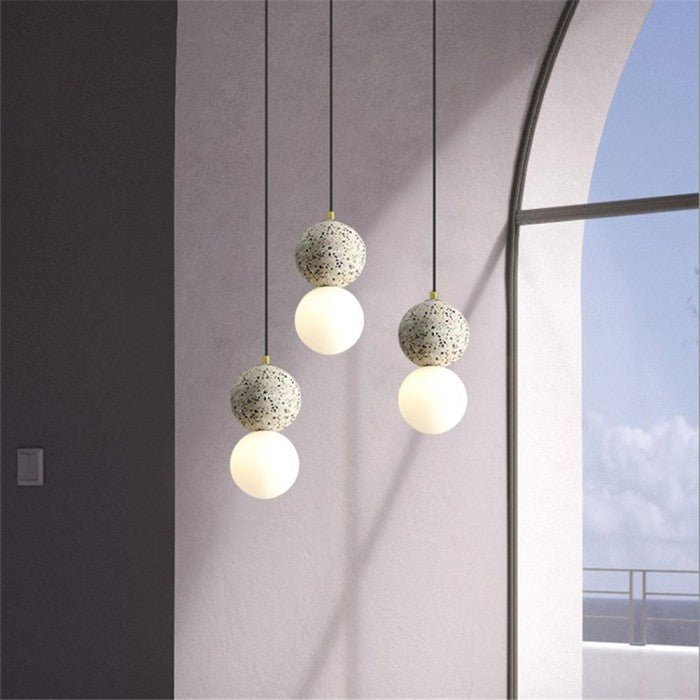 Moderne LED Kugel Pendelleuchte für Wohnzimmer und Esszimmer