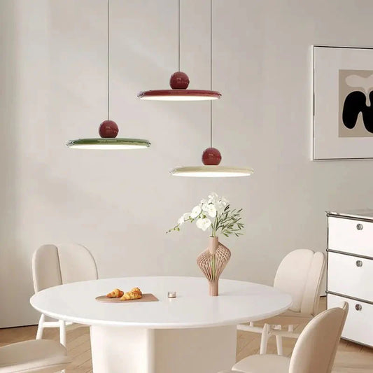 Schlanke Pendelleuchte mit Glasur-Design für Esszimmer und Küche