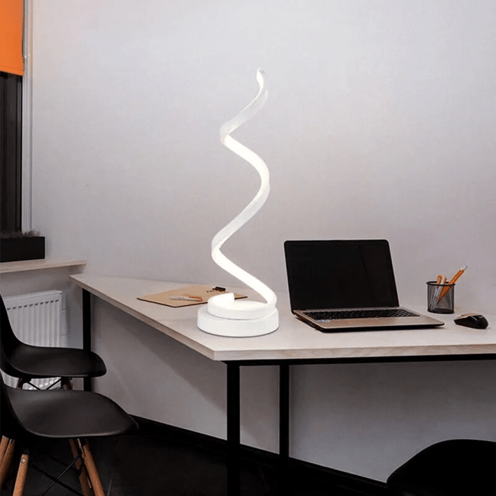 Spiralförmige Tischlampe mit warmem Licht für moderne Wohnräume