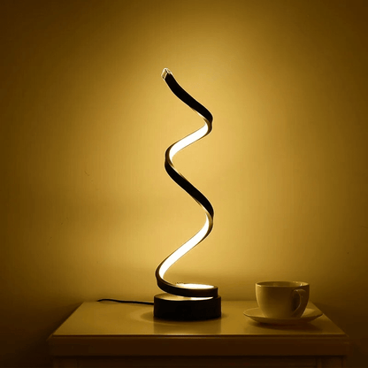 Spiralförmige Tischlampe mit warmem Licht für moderne Wohnräume