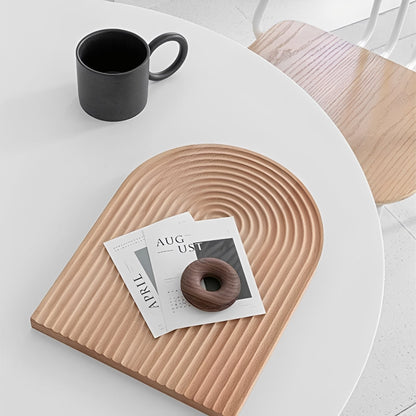Kleines Tablett – Modernes Holzdesign für stilvolle Akzente