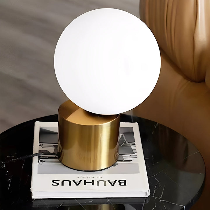 Glas-Metall Tischleuchte – Europäisches Design mit 3-Farb-LED-Option