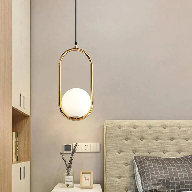LED Pendelleuchte Nordic – Glaskugel, goldfarben & modern