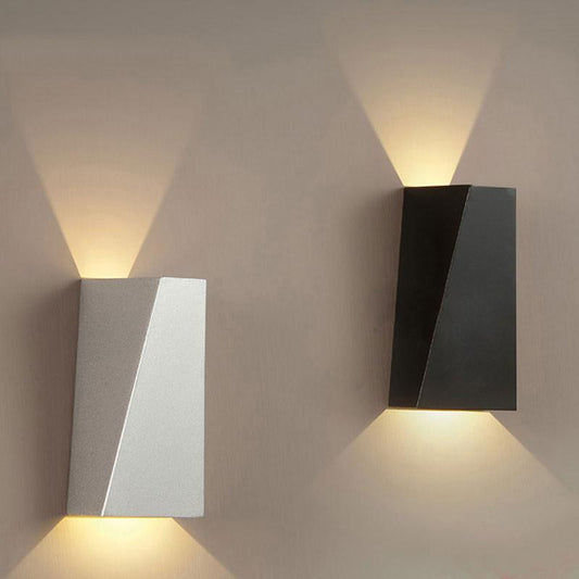 Moderne LED-Wandleuchte mit geometrischem Design für Flur und Wohnzimmer