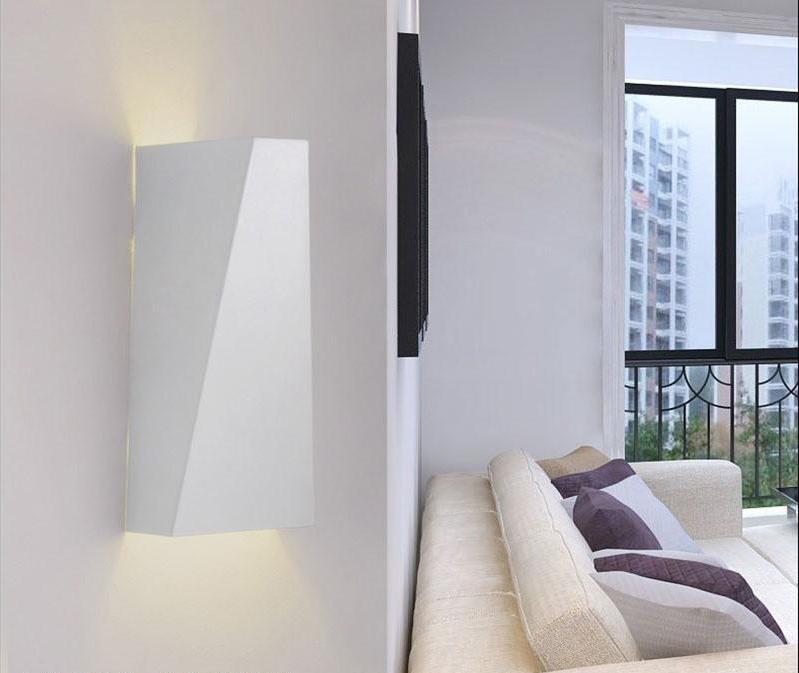 Moderne LED-Wandleuchte mit geometrischem Design für Flur und Wohnzimmer