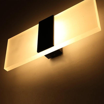 Moderne LED-Wandleuchte mit Lichtstreifen-Design für Flur und Wohnzimmer