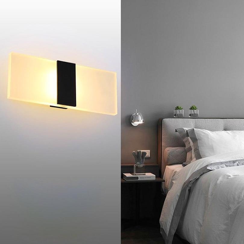Moderne LED-Wandleuchte mit Lichtstreifen-Design für Flur und Wohnzimmer